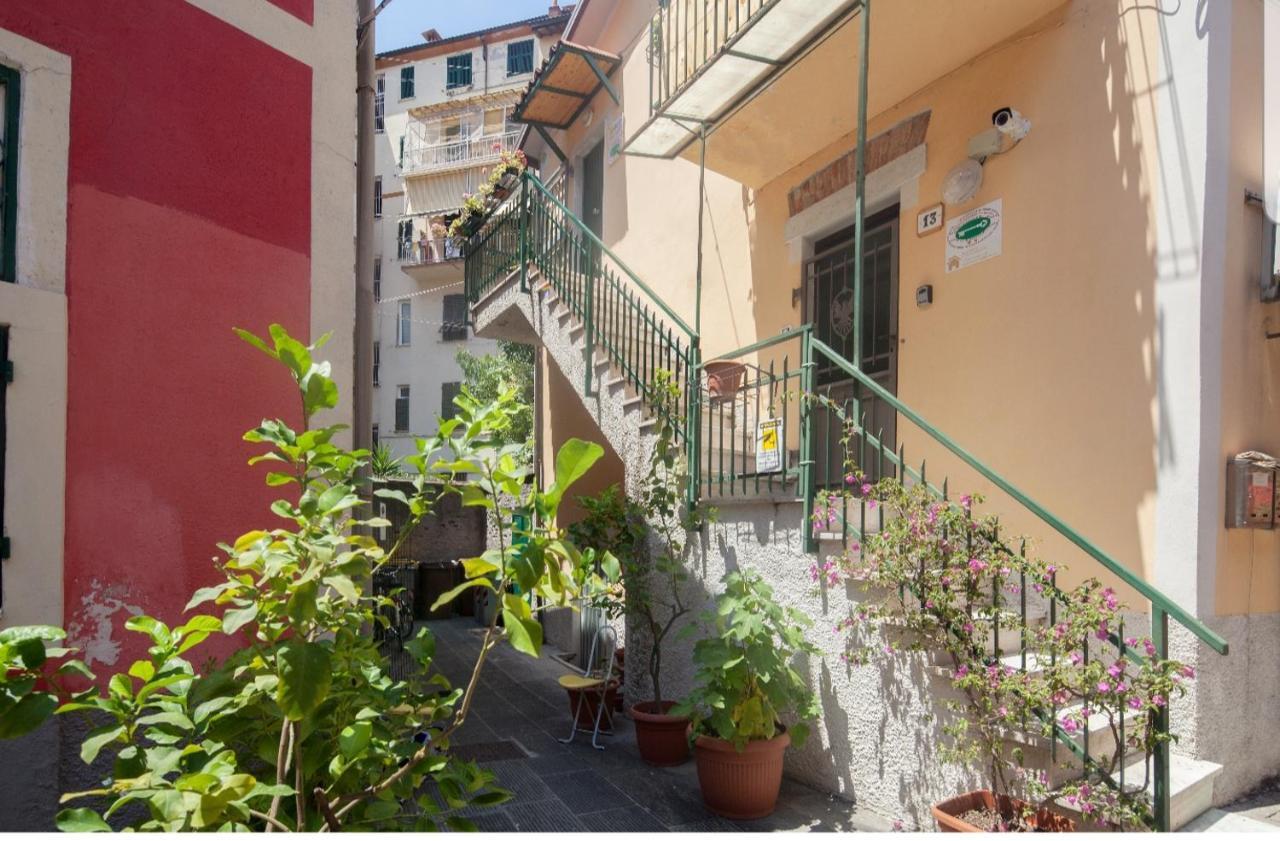 Controvento Apartament II La Spezia Luaran gambar